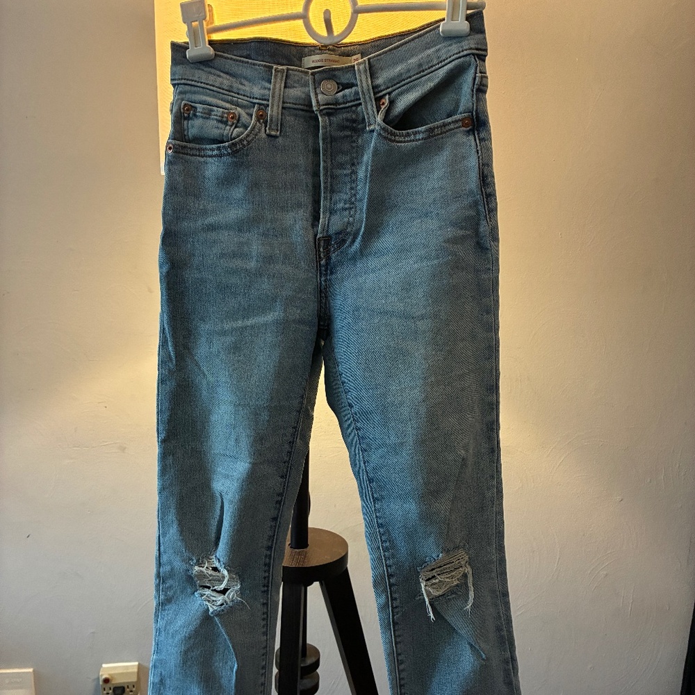 Levi’s Straight Wedgie Jeans